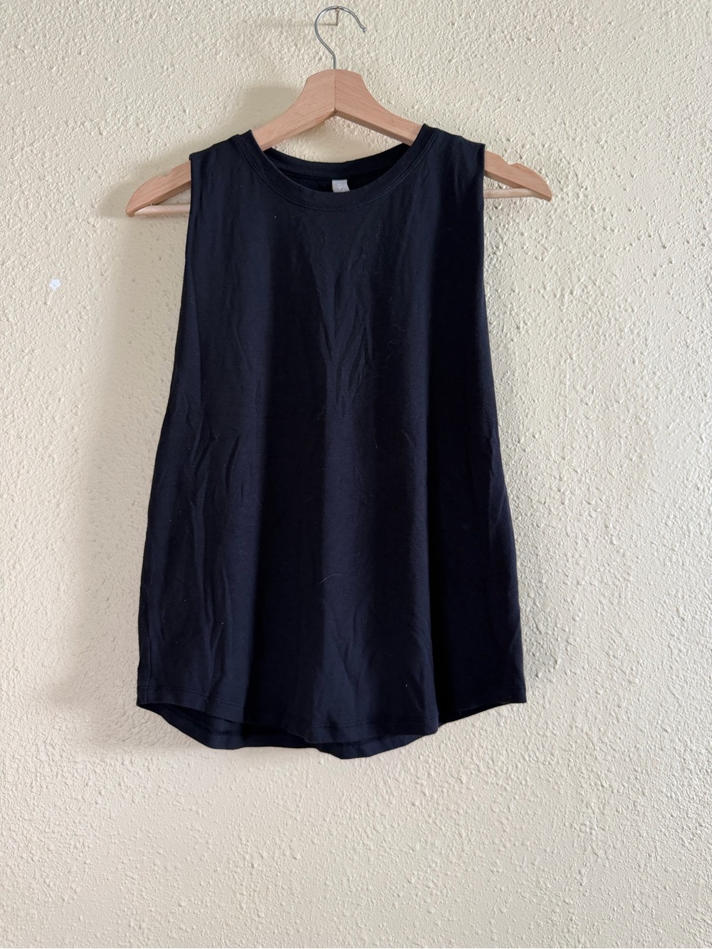 Athleta Black Muscle Tank - Crew Neck Sleeveless Top
